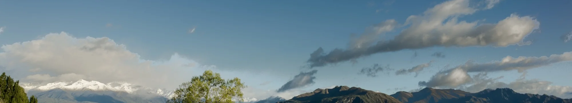 Growth hormone administration patterns differently regulate epidermal growth factor signaling