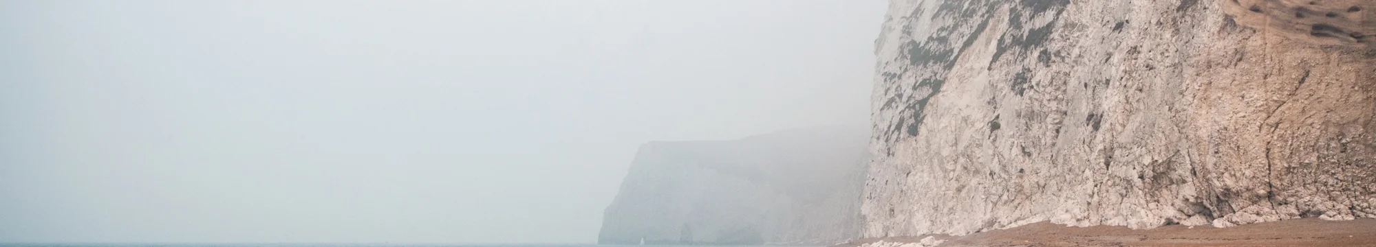 Ethnic Identity from a Macro-Sociological Perspective: Second-generation Iranian “immigrants”