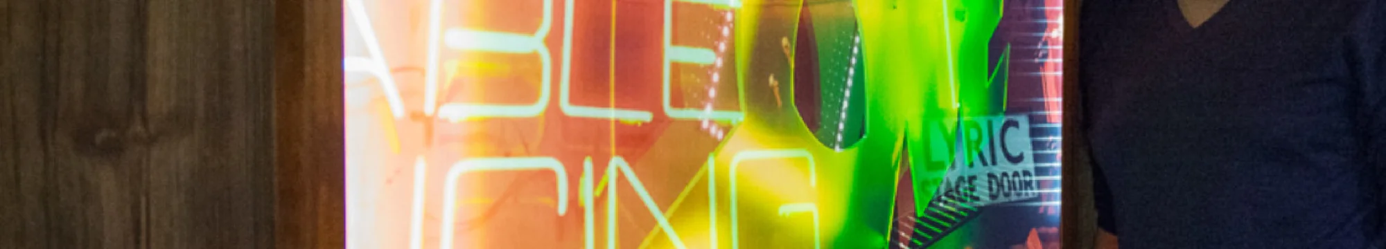 Interviewing Rainer Schmelzeisen: The Power of Light as Kinetic Art – Die Kraft des Lichts als kinetische Kunst