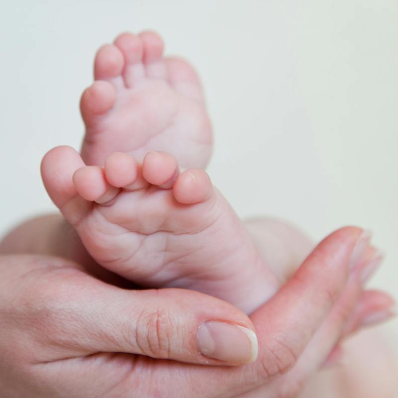 A Literature Review of Alexithymia and the Mother-baby Bond – Alexitimia e Vínculo Mãe-Bebê: uma Revisão de Literatura