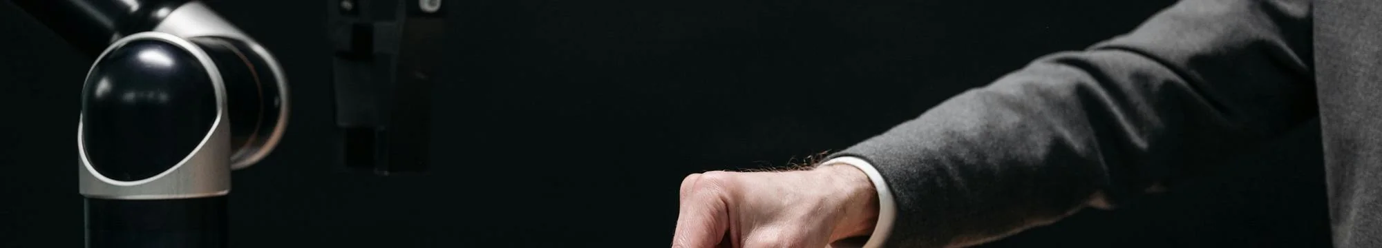 Genealogía de la Razón Técnica: Crítica a sus Efectos Políticos, Económicos y Culturales – Genealogy of Technical Reason: Critique of its Political, Economic, and Cultural effects