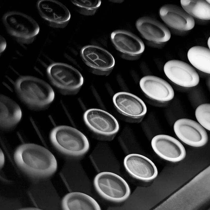 El Ejercicio Editorial y los Géneros Literarios: una Reflexión Sobre las Revoluciones de Lectura – The Editorial Process and Literary Genres: a Reflection on the Reading’s Revolutions